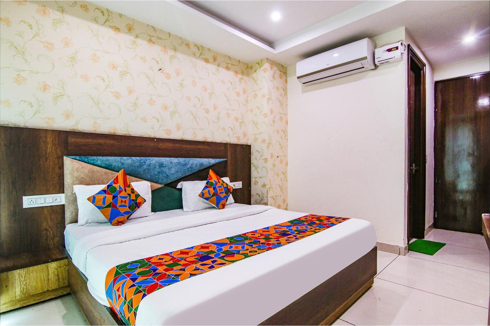 Fabhotel Lime Wood Mohali Экстерьер фото