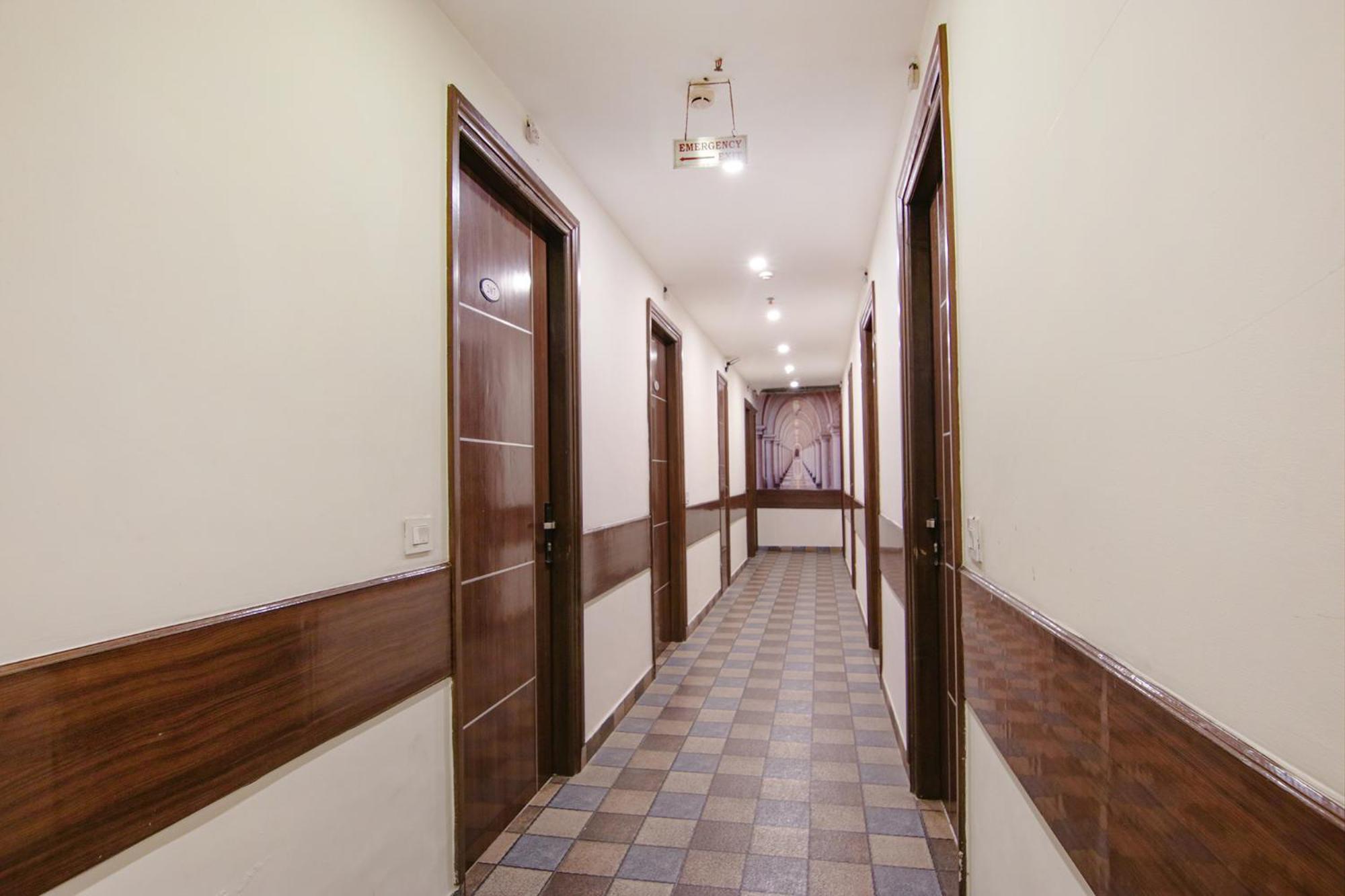 Fabhotel Lime Wood Mohali Экстерьер фото