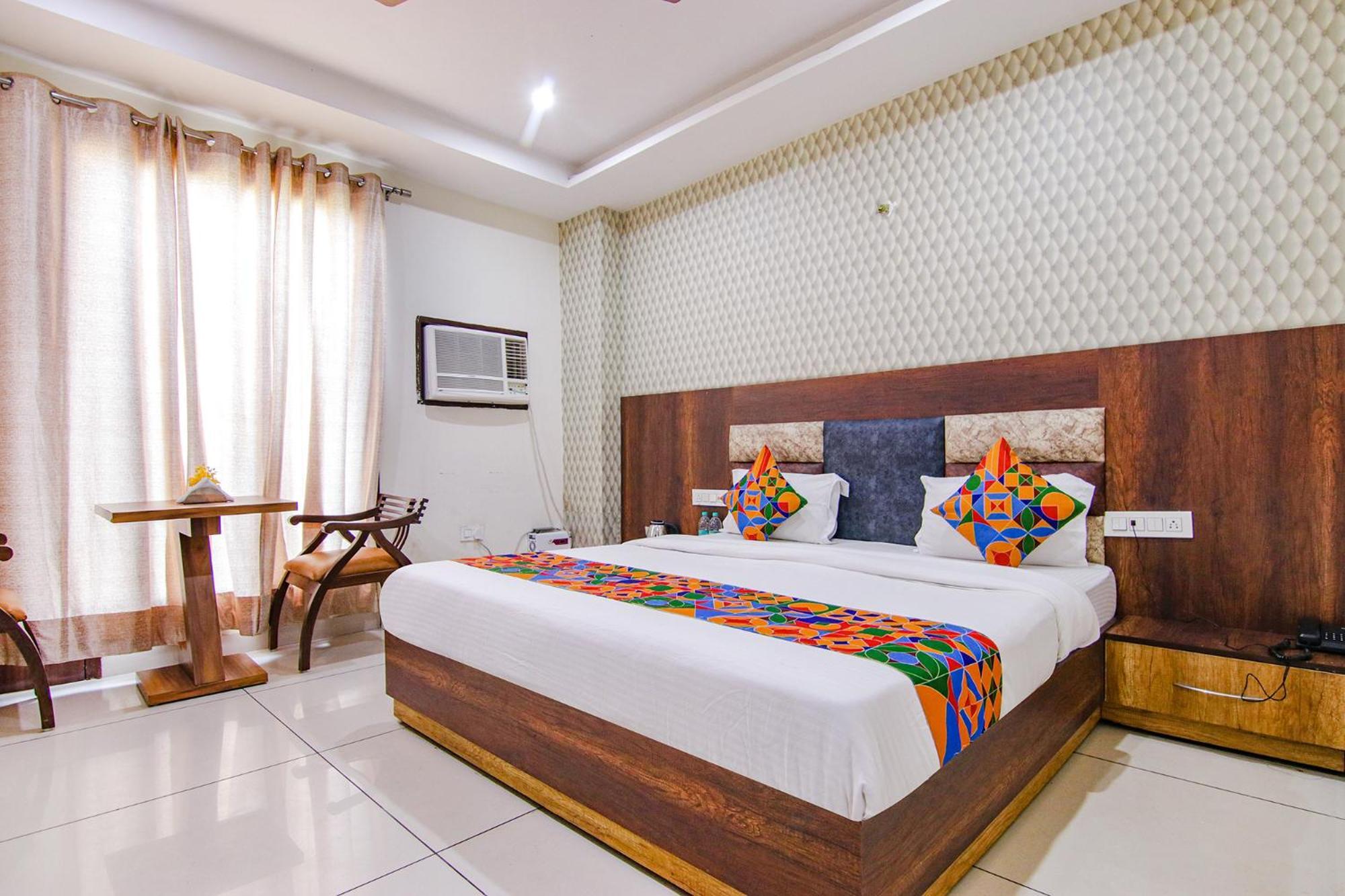 Fabhotel Lime Wood Mohali Экстерьер фото