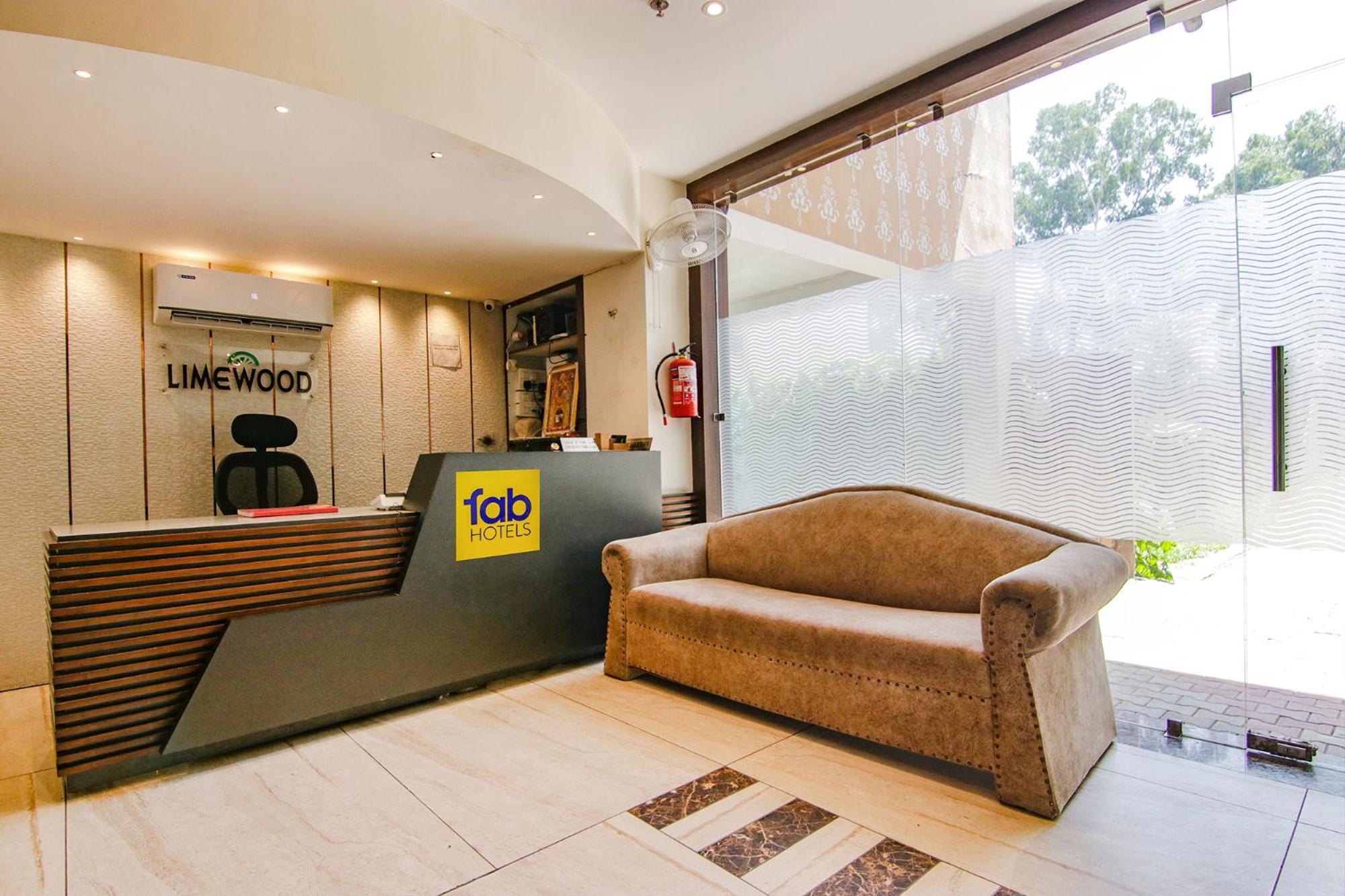 Fabhotel Lime Wood Mohali Экстерьер фото